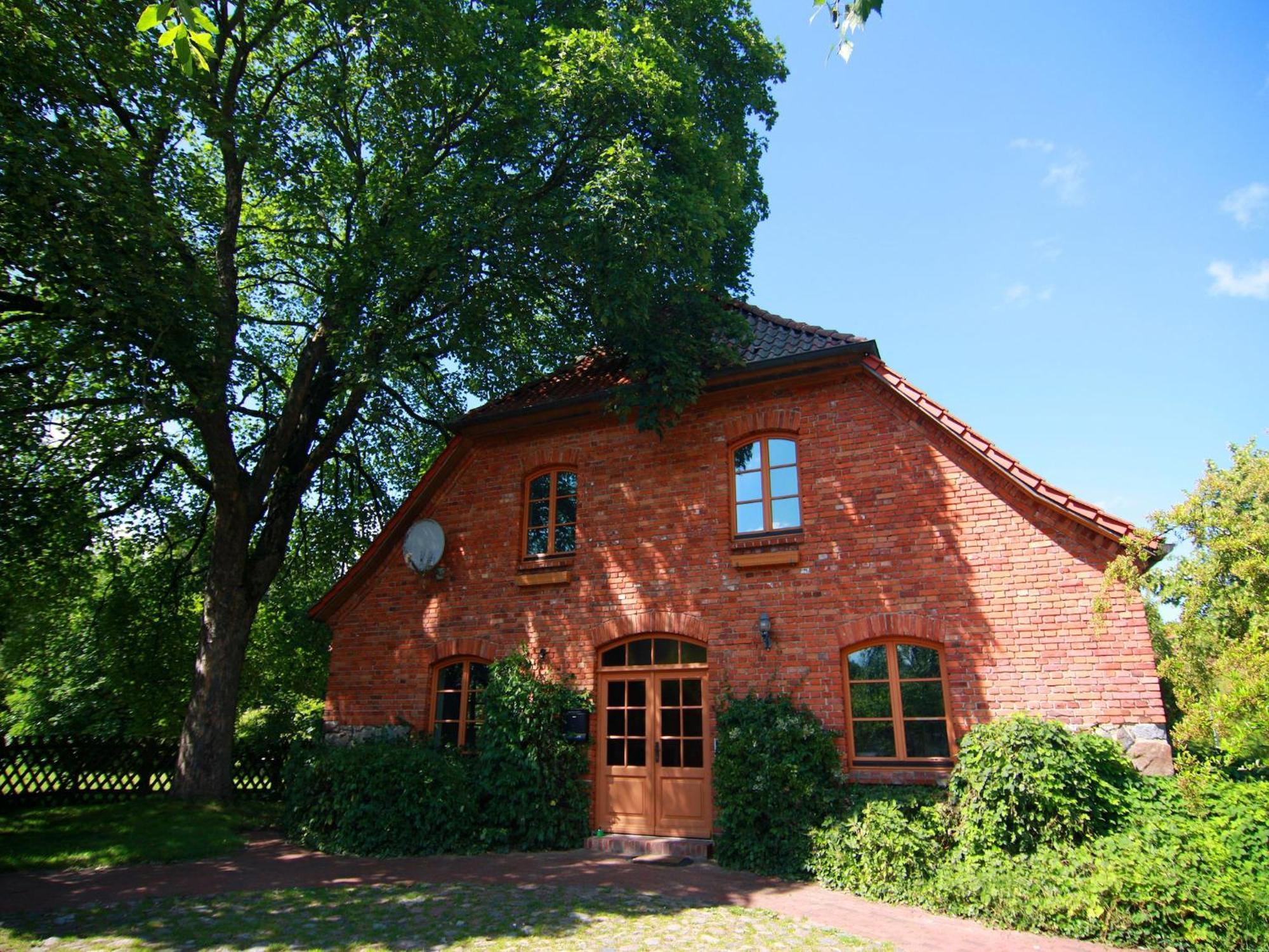 Villa Mansion In Gressow With Terrace Garden Bbq Pond Bicycles Extérieur photo